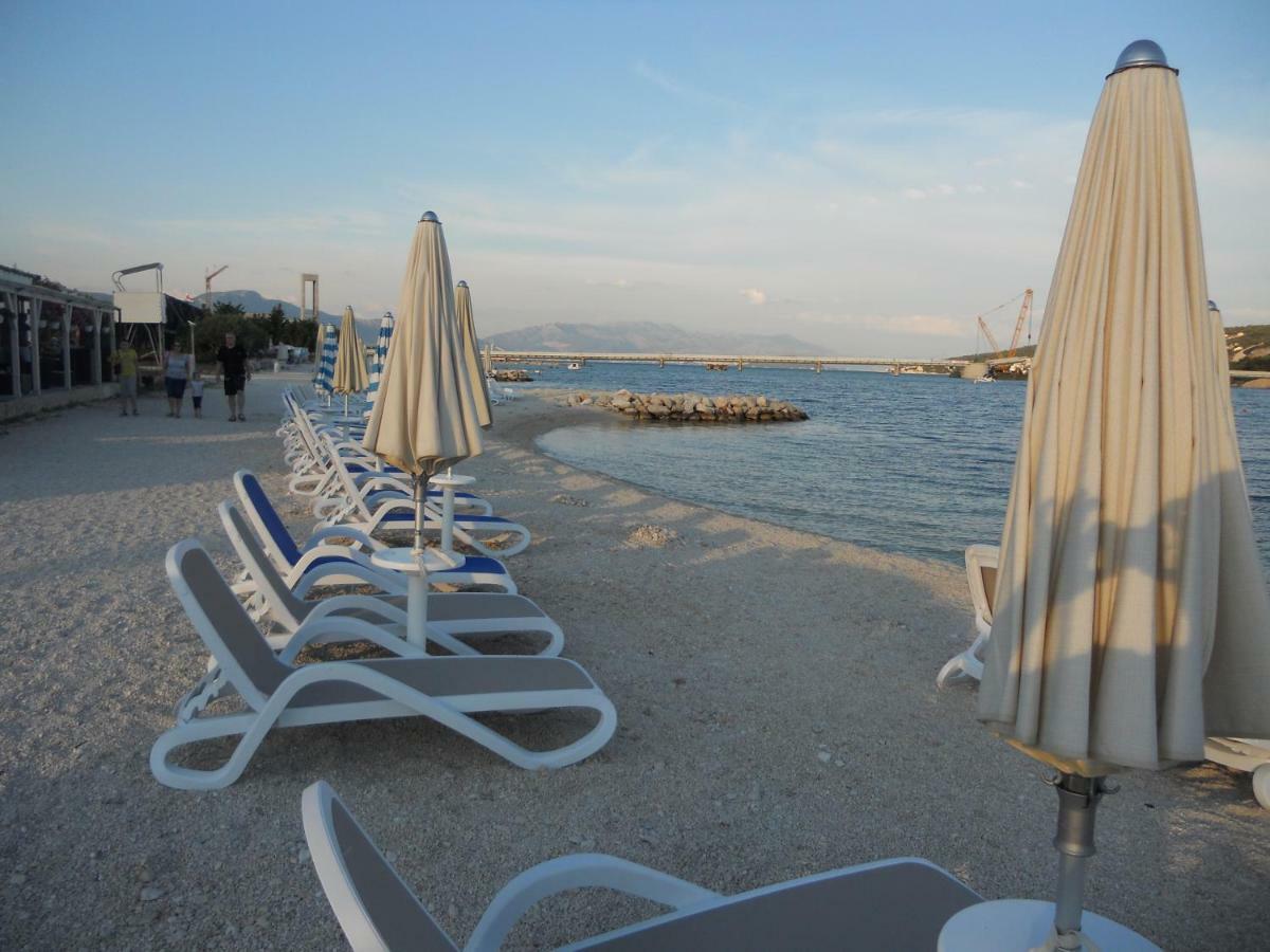 Apartment Mira Trogir Exterior photo